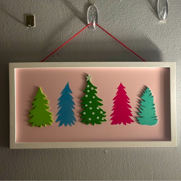 Target Pink Wood Christmas Tree Sign / Picture - Picture 6 of 15